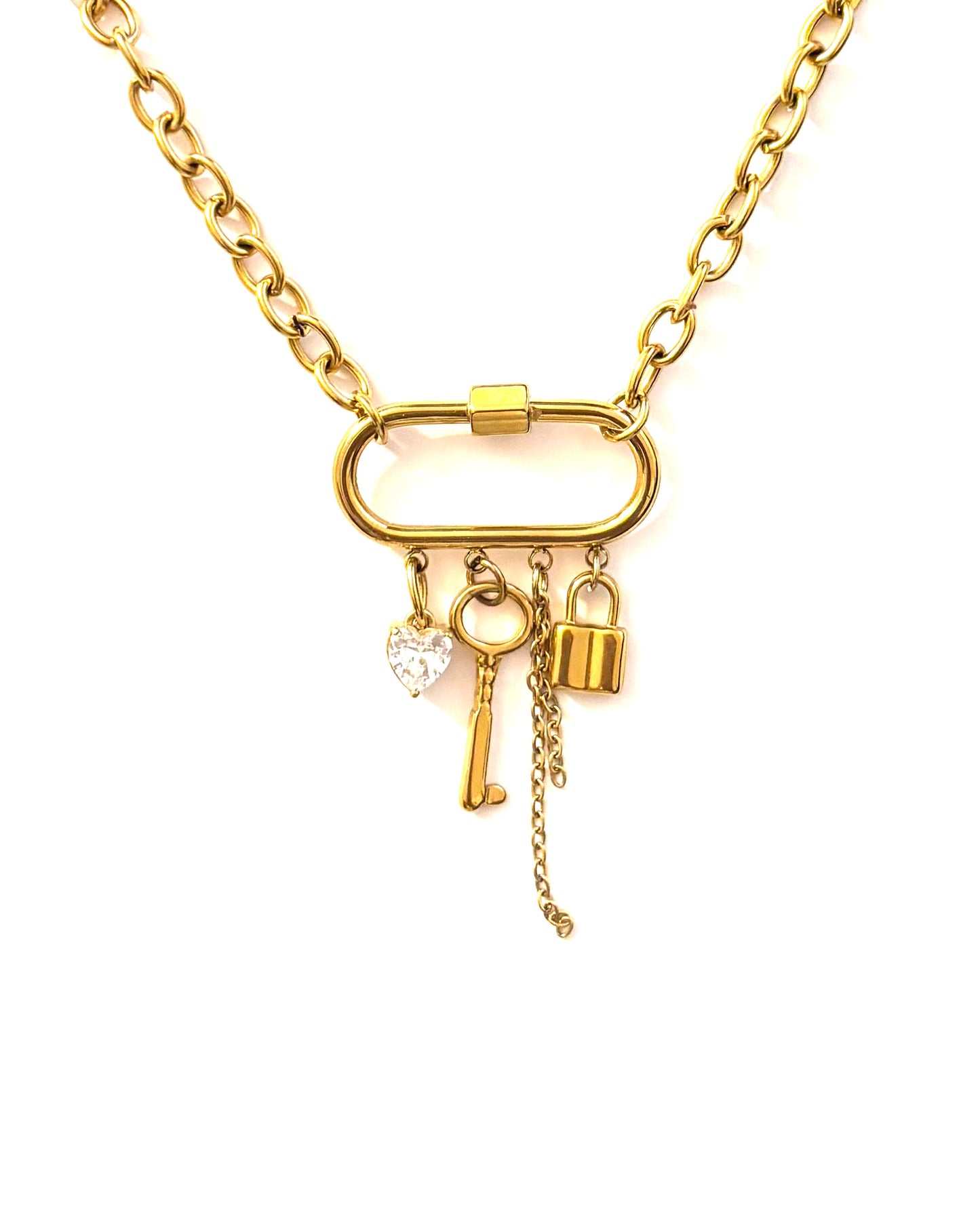 MULTICHARMS NECKLACE