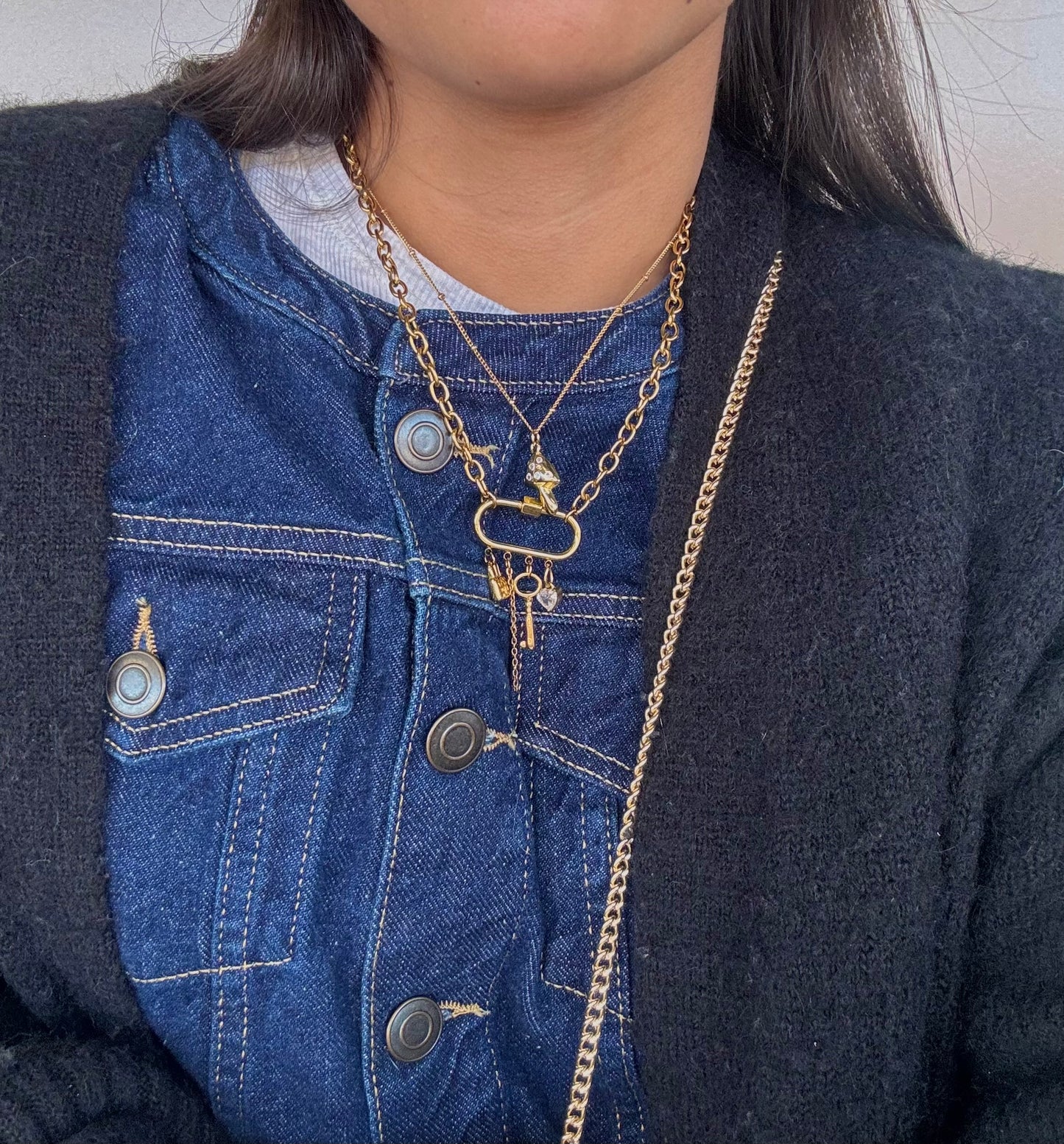 MULTICHARMS NECKLACE